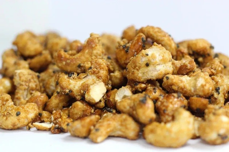 Black Lava Kona Cashews