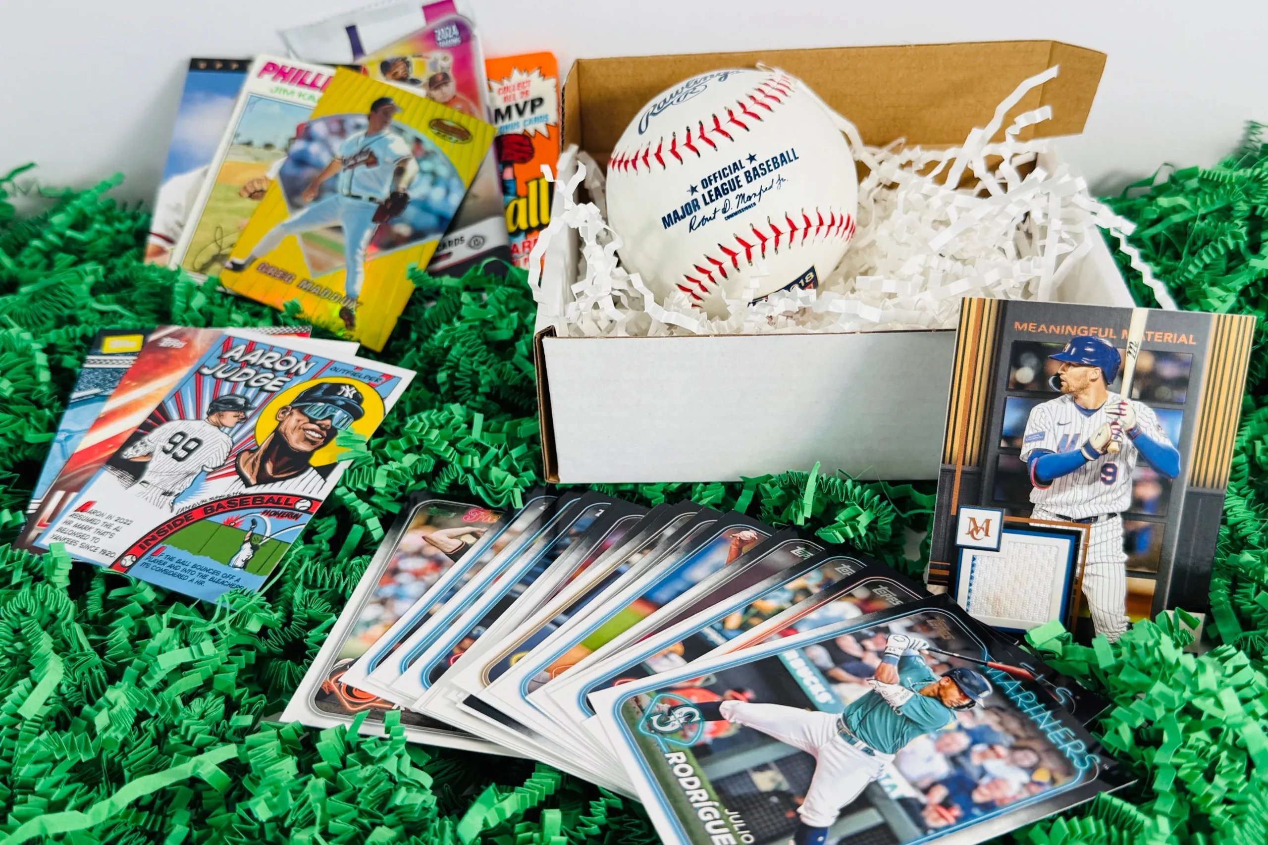 Complete Fan Baseball Card Subscription Box