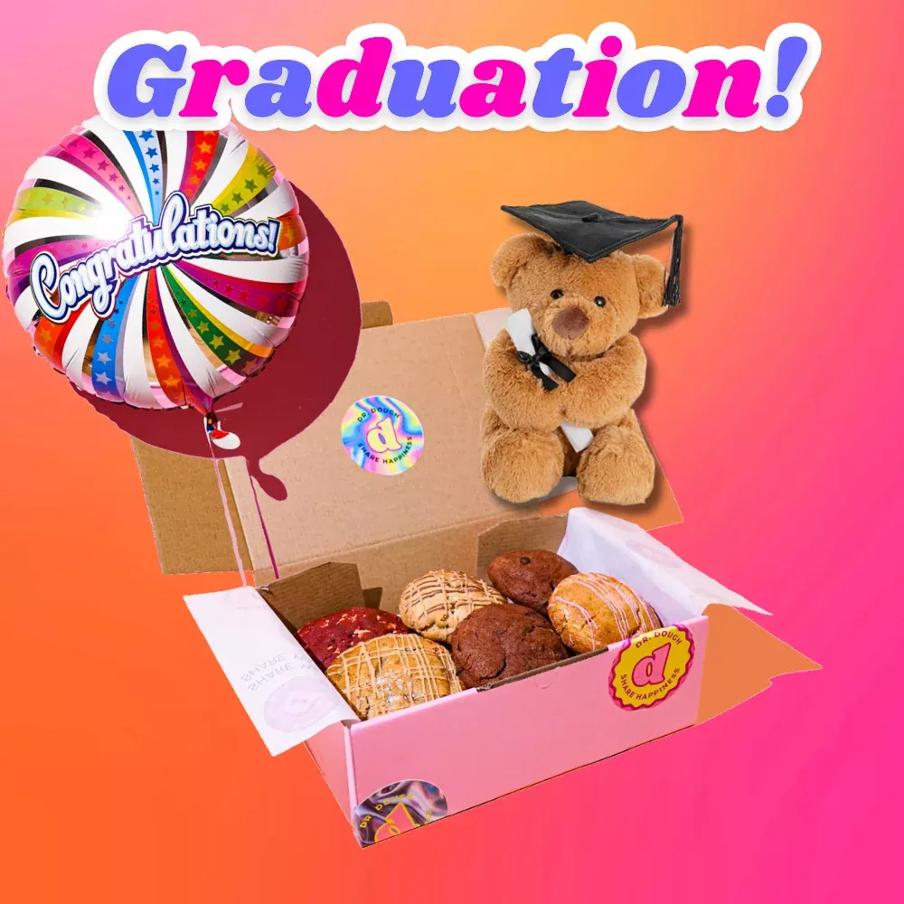 Graduation Chunky Cookies Gift Box With Bear