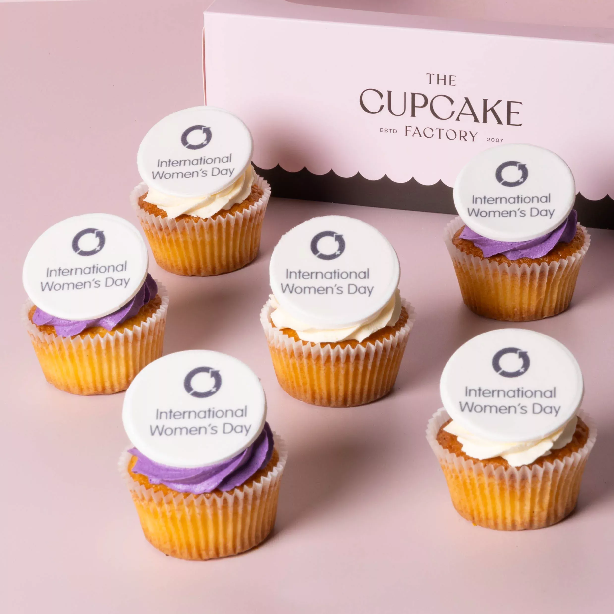“International Women’s Day” Cupcakes