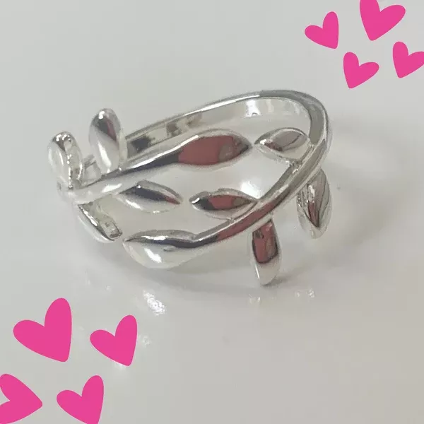 Leaf Adjustable Ring