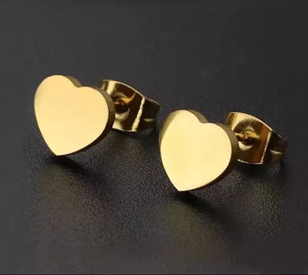 MINI HEART ♡ 14k Gold Tarnish Free Stud Earrings