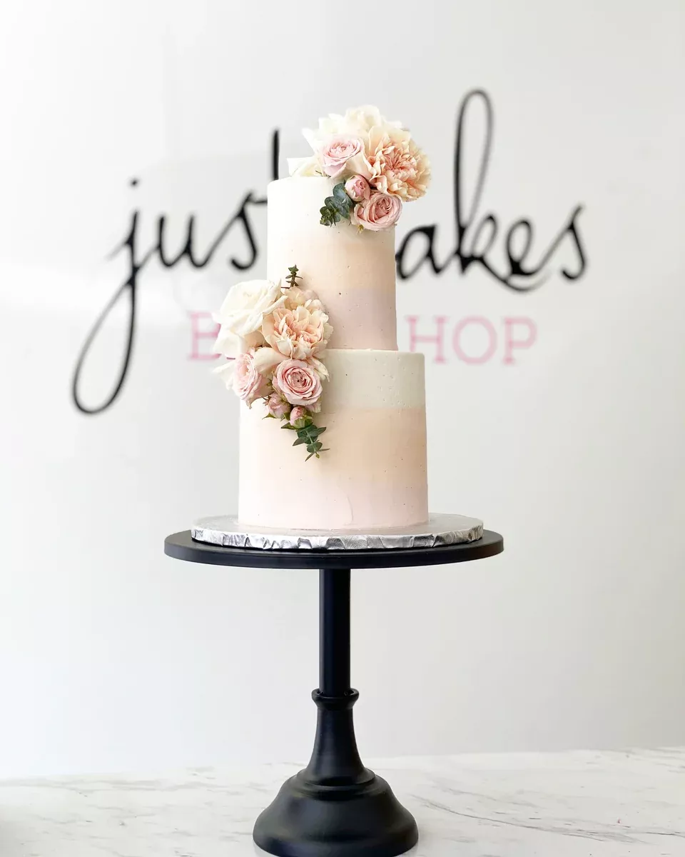 Ombre Buttercream & Florals Cake